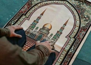 Religious Coping:  Ibadah Menjadi Jalan Keluar untuk Mengatasi Stres, Benarkah?