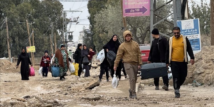 2.000 Keluarga Palestina Terpaksa Mengungsi dari Kamp Pengungsi Jenin akibat Serangan Militer Israel