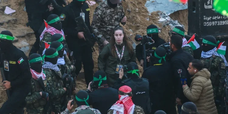 Pembebasan Tawanan: Palestina Rayakan Kepulangan, Israel Batasi Selebrasi