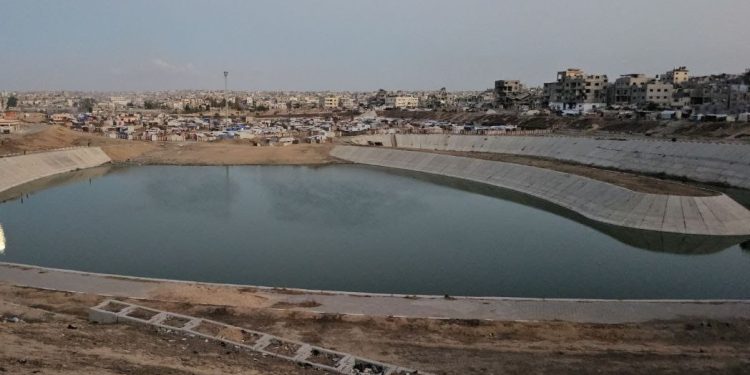 Update Hari ke-459: Pemerintah Kota Khan Yunis Peringatkan Potensi Keruntuhan Dinding Penampungan Air Hujan