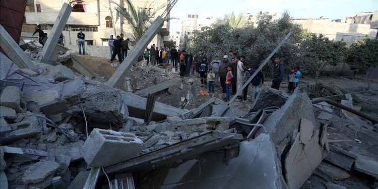 Ratusan Jenazah Ditemukan di Reruntuhan Gaza