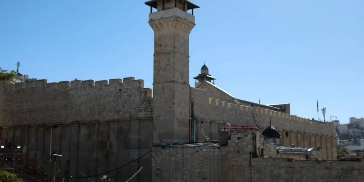 Israel Larang Azan di Masjid Ibrahimi Sebanyak 48 Kali Selama Desember