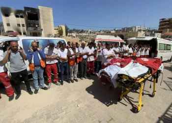 Israel Larang Dr. Hussam Abu Safiya Bertemu Pengacara dan Membakar Hidup-hidup Petugas Medis di RS Kamal Adwan