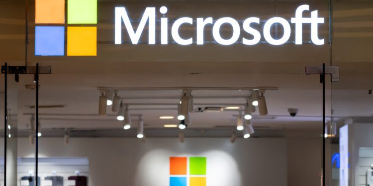 Lima Karyawan Microsoft Dikeluarkan dari Rapat karena Memprotes Kontrak dengan Militer Israel