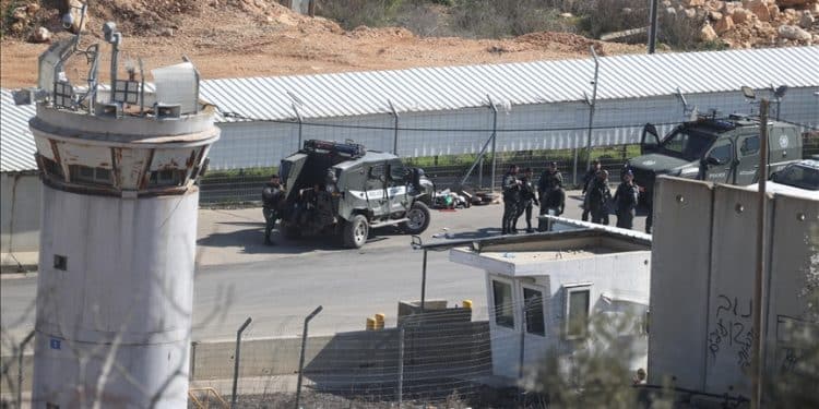 Warga Palestina yang Dibebaskan Ungkap Praktik ‘Kelaparan yang Disengaja’ di Penjara Israel