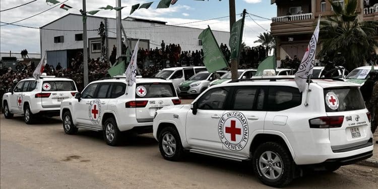 Hamas Bebaskan Tiga Tahanan Israel, Israel Balas dengan 183 Tawanan Palestina