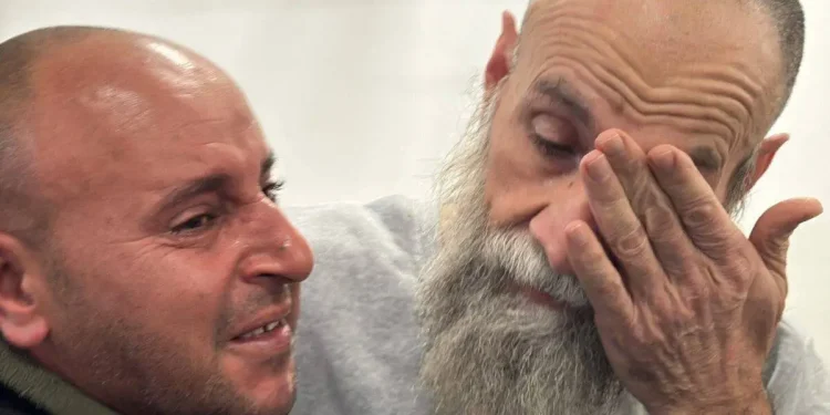 Kondisi Kesehatan Mantan Tawanan Palestina Cerminkan Penyiksaan Sistematis di Penjara Israel