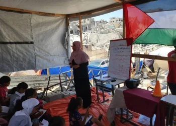 Anak-anak Gaza Kembali ke Sekolah di Tengah Trauma dan Krisis Bantuan