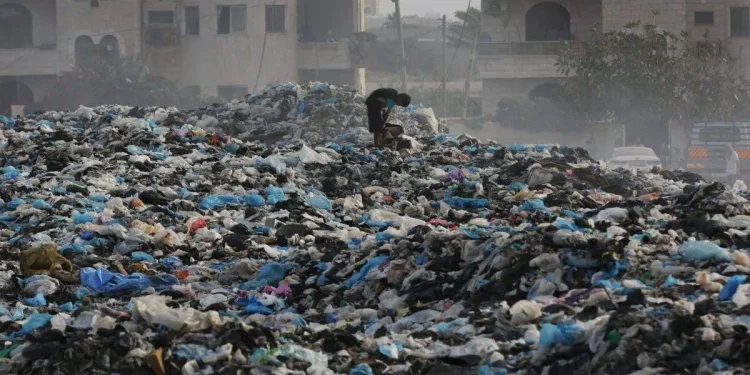 Gaza di Ambang Bencana Kesehatan dan Lingkungan karena Israel Memutus Listrik dan Air