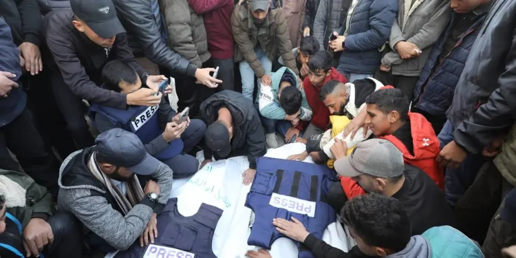 Tentara Israel Habisi Nyawa 212 Jurnalis Palestina di Gaza Sejak Oktober 2023