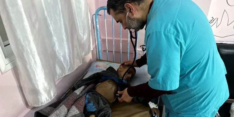 Kantor Media Gaza : “Sedikitnya 65.000 anak dirawat di rumah sakit karena kekurangan gizi parah”