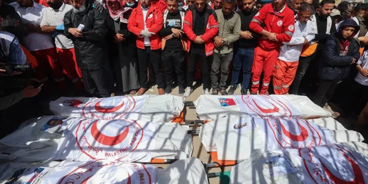 Otopsi Mengungkapkan Bahwa Petugas Medis Gaza Kemungkinan Sengaja Dijadikan Sasaran Pasukan Israel