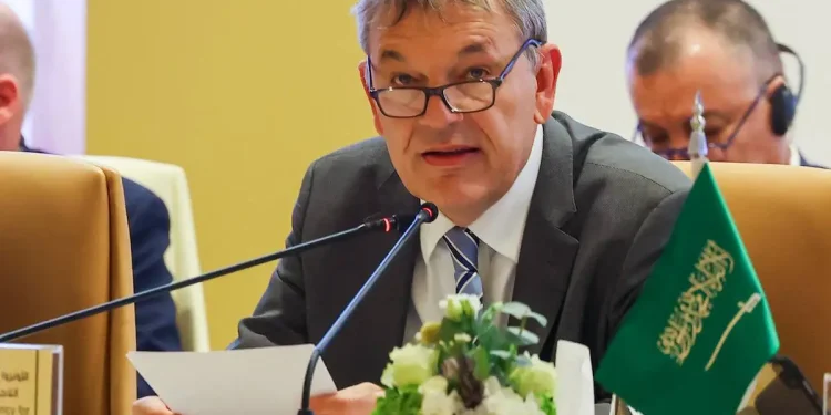 Kepala UNRWA: Seluruh Pusat Kesehatan di Gaza Terus Diserang, Tenaga Medis Kewalahan