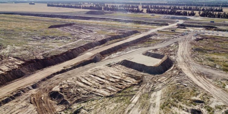 Pemerintah Kota Khan Yunis: “Penguasaan Israel atas Poros Morag Mengakibatkan Kehancuran Lumbung Pangan Kami”