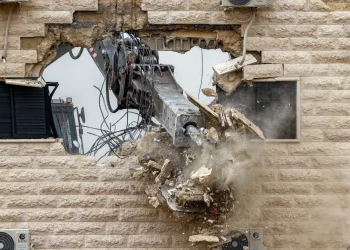 Seorang Lansia Palestina Meninggal setelah Dianiaya Tentara Israel saat Rumahnya Dihancurkan