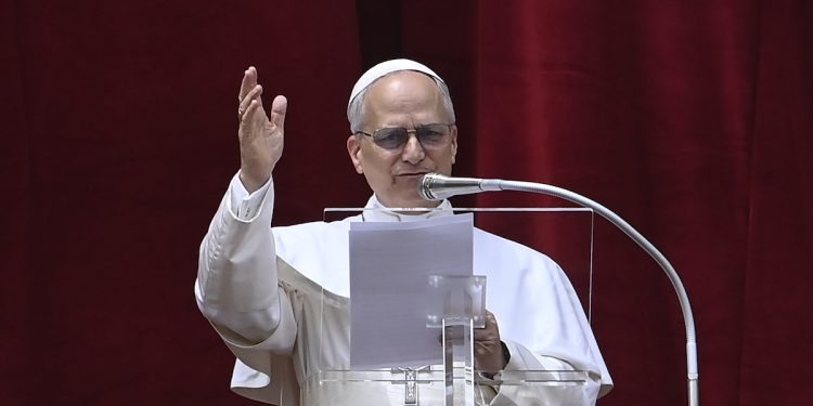 Paus Leo Serukan Gencatan Senjata di Gaza dalam Pidato Minggu Pertama