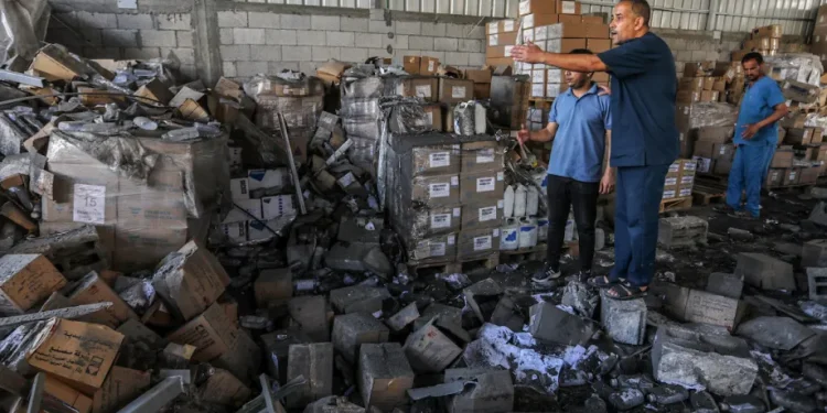 Israel Serang Gudang Medis di Kompleks Rumah Sakit Nasser, Gaza Selatan