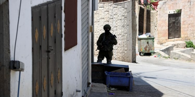 Pasukan Israel Kuasai 77% Gaza