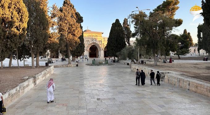 Israel Tutup Masjid Al-Aqsa, Usir Jemaah Usai Serangan Udara ke Iran