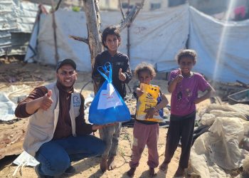 Krisis Kelaparan Gaza Semakin Parah, Adara Salurkan Bantuan Bahan Makanan Pokok untuk 167 Keluarga di Gaza Utara
