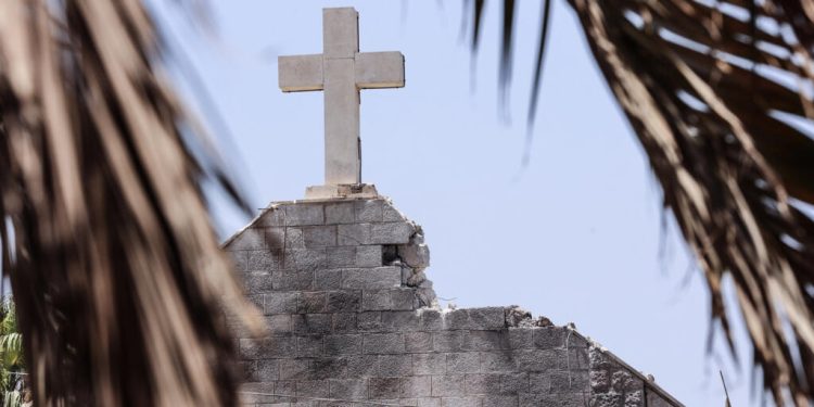 Gereja Katolik di Gaza Diserang, Paus Serukan Gencatan Senjata dan Perdamaian