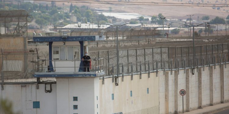 Anak-anak Palestina Disiksa dan Kelaparan di Penjara Israel, Sementara Kekerasan Pemukim Terus Meningkat di Tepi Barat