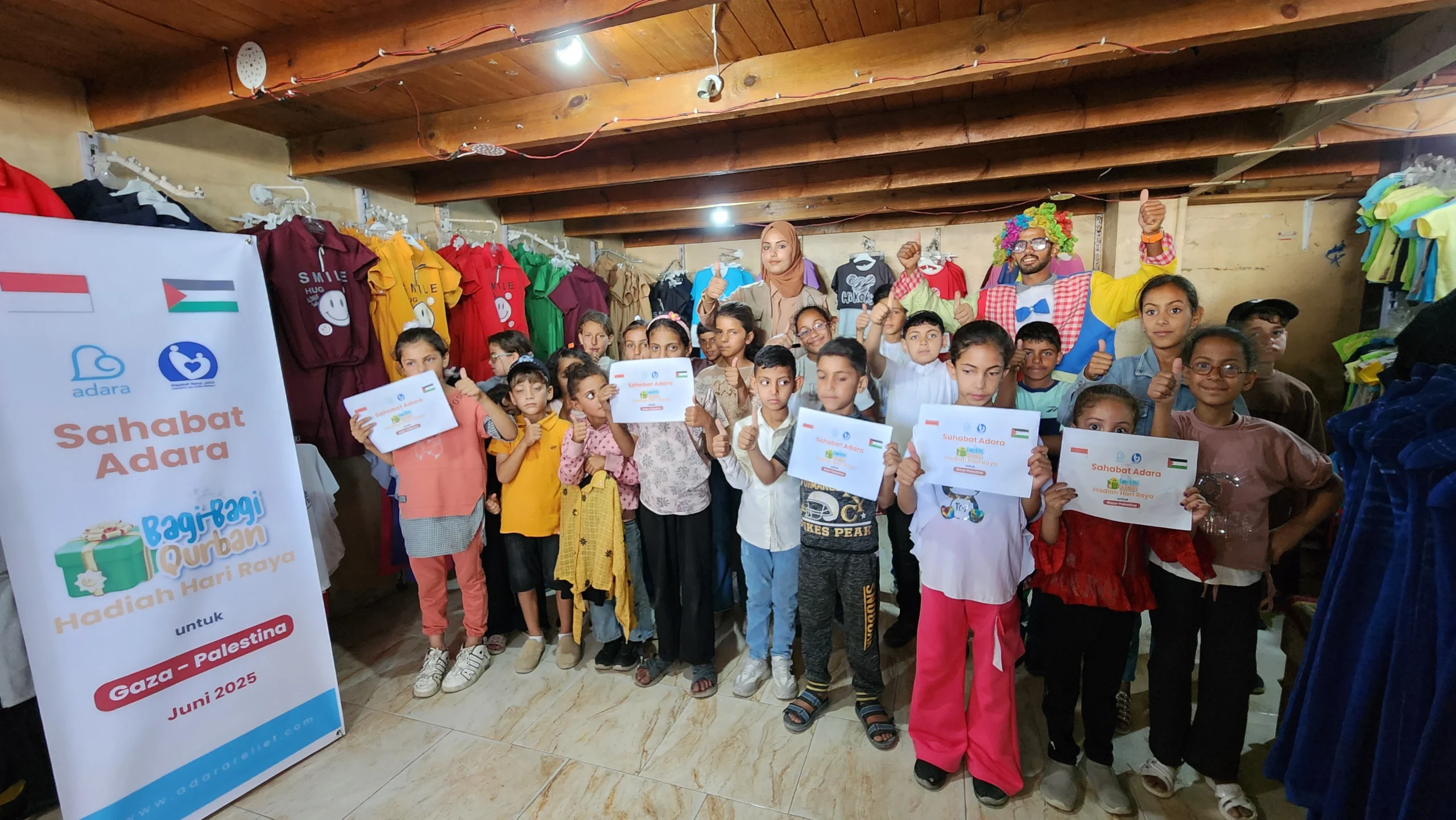 Hadiah hari raya Idul Adha untuk yatim Gaza [Dok. Penyaluran Adara, 2025]