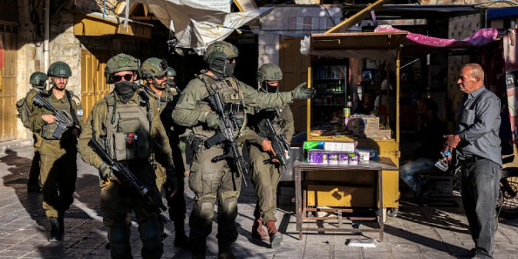 Warga Palestina di Tepi Barat Terjerumus dalam Kemiskinan, Ratusan Ribu Kehilangan Pekerjaan