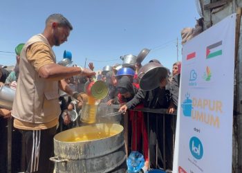 Israel Jadikan Kelaparan sebagai Senjata Perang, Adara Salurkan Bantuan Dapur Umum untuk Ribuan Warga di Khan Yunis dan Gaza Tengah