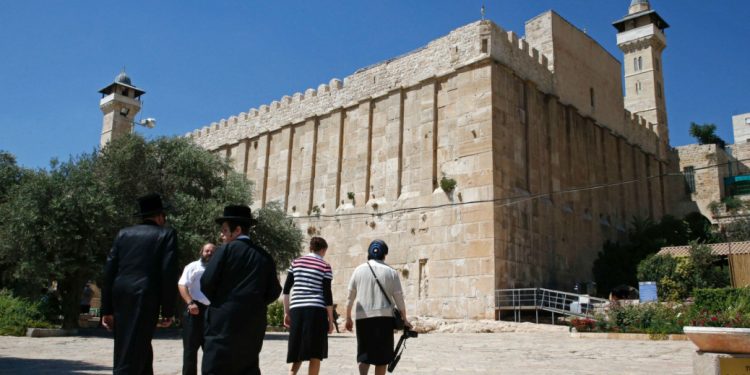 Palestina Kecam Pengalihan Otoritas Masjid Ibrahimi ke Dewan Pemukim Yahudi