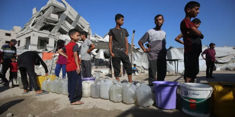 PBB: Israel Gunakan “Kehausan sebagai Senjata” untuk Bunuh Warga Palestina di Gaza