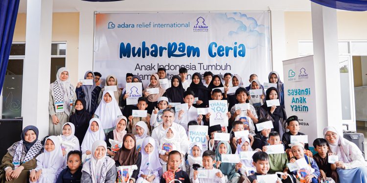 Agenda santunan yatim dalam Muharram Ceria: Anak Indonesia Tumbuh dalam Cinta dan Kepedulian yang bertempat di Saung Qur'an, Jagakarsa, Jakarta Selatan.