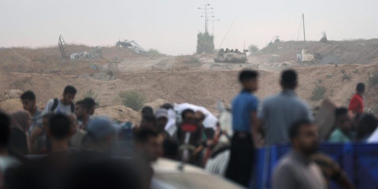 Kekacauan dan Kelaparan: Strategi Israel Memperparah Krisis Kemanusiaan di Gaza