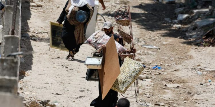 Tulkarem Jadi “Kamp Hantu”: Ribuan Warga Palestina Terusir di Tengah Operasi Militer Israel di Tepi Barat