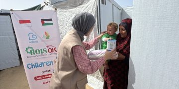 Bayi-Bayi di Gaza Kritis, Adara Salurkan Susu Formula dan Popok untuk 348 Bayi di Gaza Utara