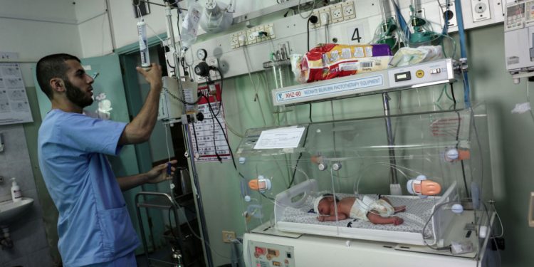 Rumah Sakit di Gaza Menjadi Koridor Kematian