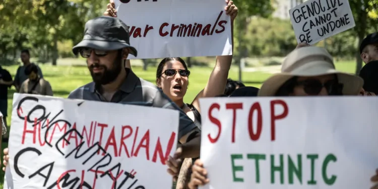 Distribusi bantuan oleh Gaza Humanitarian Foundation di bawah pengawasan militer Israel, menuai kecaman dari PBB.