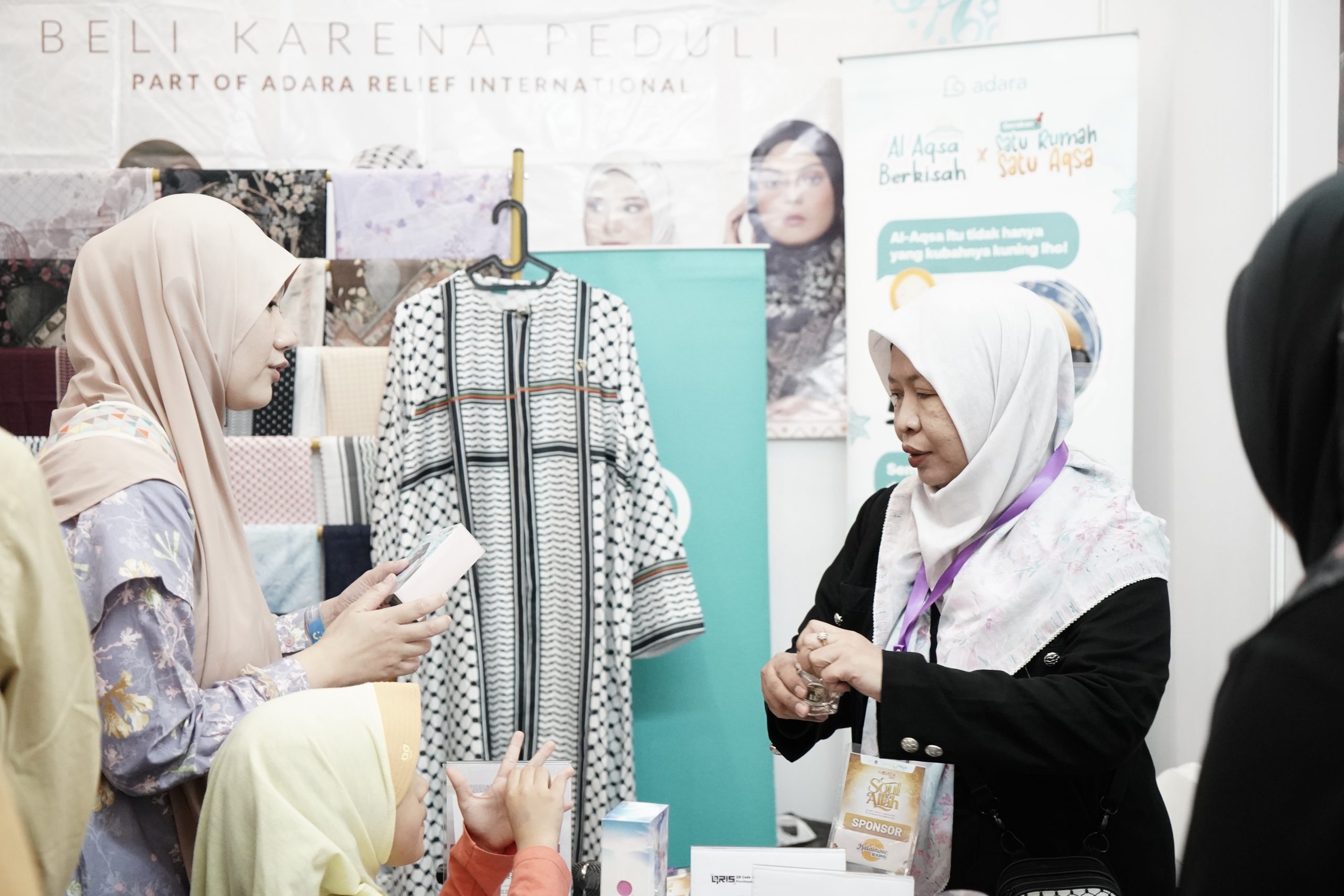 Gerai Adara di Women Festive