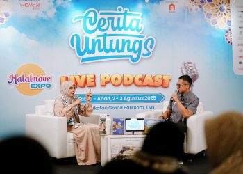 Maryam Rachmayani dan Arie Untung di panggung Cerita Untungs