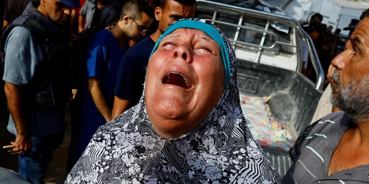 Warga Kota Gaza Bersiap Hadapi Situasi Terburuk di Tengah Serangan Israel yang Kian Intensif