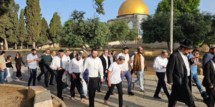 Pemukim Yahudi Serbu Al-Aqsa, Lakukan Ritual Talmudik di Bawah Perlindungan Polisi Israel