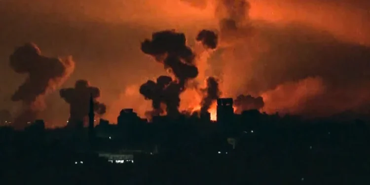 Israel Putuskan Internet, Warga Gaza Kian Terisolasi