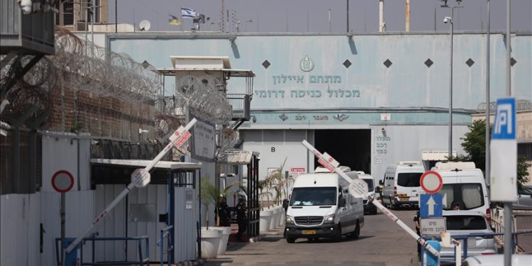 Capai Jumlah Tertinggi, Israel Menahan 11.100 Tawanan Palestina