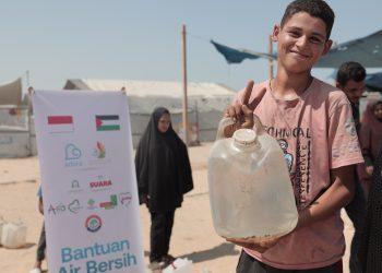 Setetes Kebaikan: Air Bersih untuk 3.500 Warga Gaza Utara