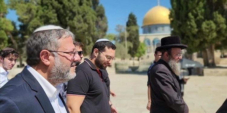 Lebih dari 5.000 Pemukim Yahudi Serbu Masjid Al-Aqsa Selama Libur Sukkot