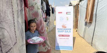 588 Keluarga Gaza Selatan Terima Bantuan Makanan Siap Saji