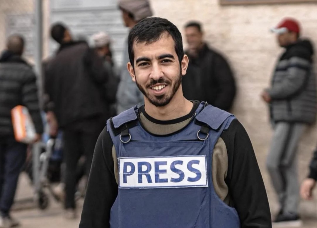 Aktivis dan jurnalis Palestina terkemuka di Gaza, Saleh al-Jafarawi, terbunuh saat meliput pemberontakan geng lokal bersenjata yang didukung Israel di Kota Gaza (12/10). Beberapa warga Palestina yang mengungsi juga terbunuh dalam pembentrokan tersebut. (MEE/ Al Jazeera/The New Arab/TRT)