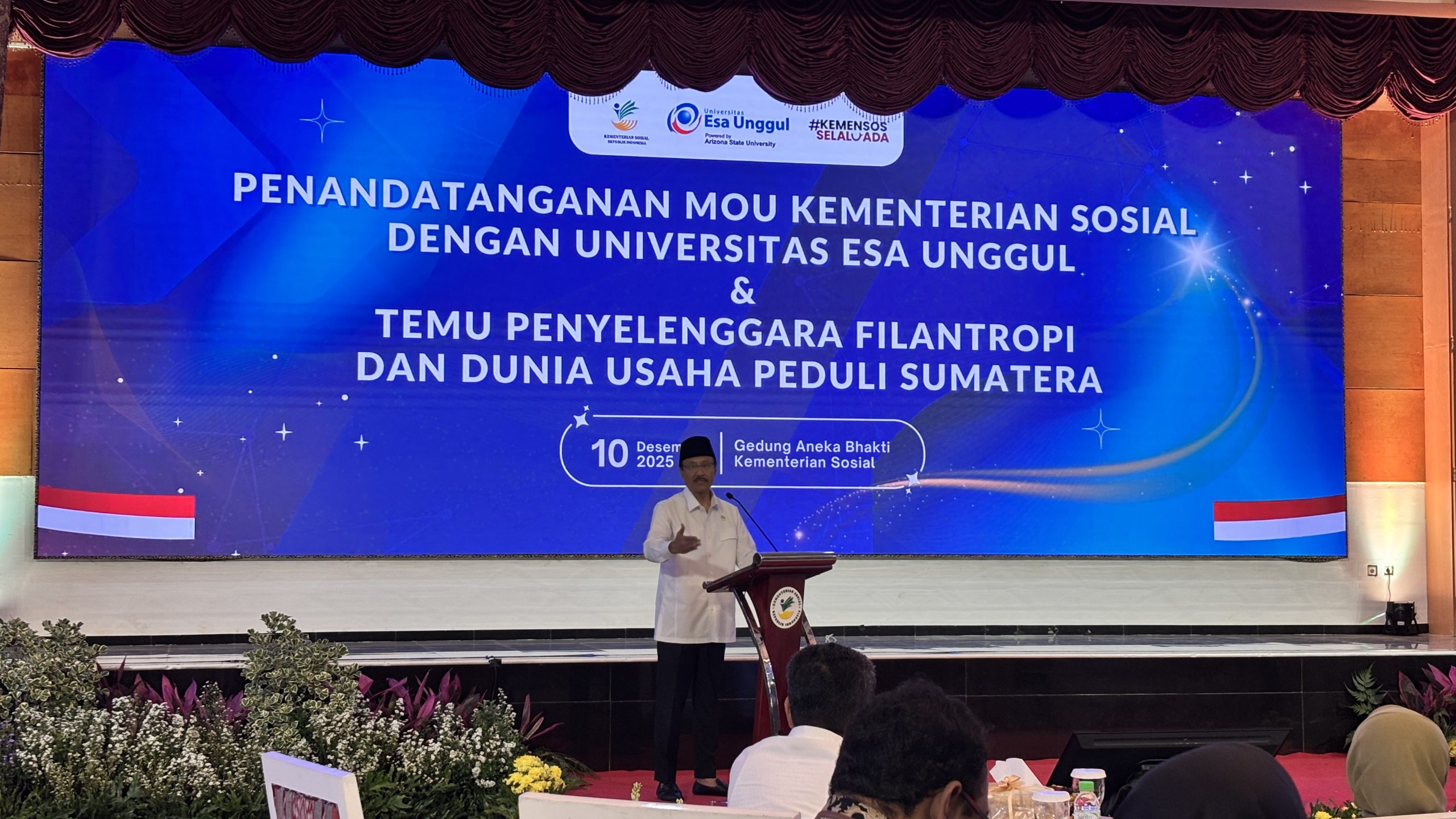 Saifullah Yusuf dalam Temu Penyelenggara Filantropi dan Dunia Usaha Peduli Sumatera, Gedung Aneka Bhakti, Kementerian Sosial Republik Indonesia (10/12).