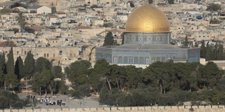 Ratusan Pemukim Ilegal Israel Serbu Kompleks Al-Aqsa di Bawah Pengawalan Polisi