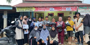 Bantuan Sembako Jangkau Ratusan Warga Sumbar Terdampak Banjir